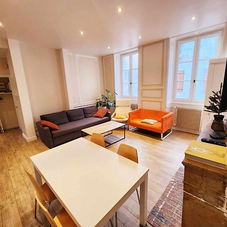 Appartement De Louise Et Adrien Гре Екстериор снимка